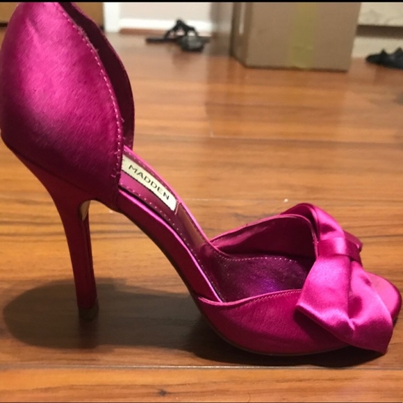 Steve Madden Shoes - Steve Madden Pink Bow Heel Shoes 7.5